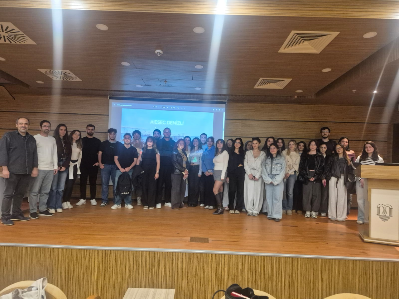 MSKÜ "Tekno Kafe Perşembe" Etkinliğinde AIESEC Rüzgarı Esti