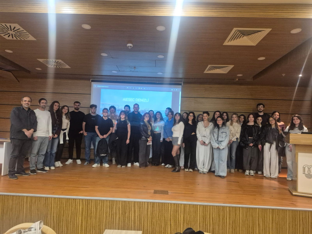 MSKÜ "Tekno Kafe Perşembe" Etkinliğinde AIESEC Rüzgarı Esti