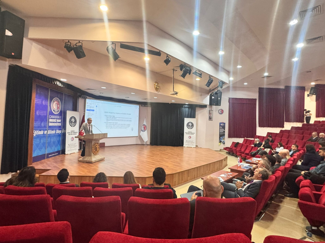 4.? ?Araştırma Dekanlıkları Çalıştayı Katılımı