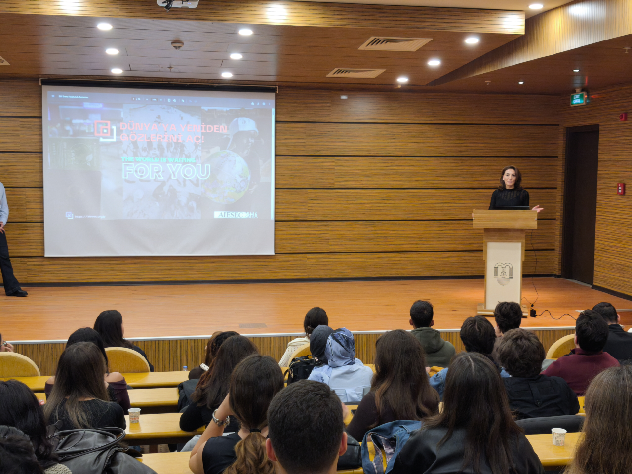 MSKÜ "Tekno Kafe Perşembe" Etkinliğinde AIESEC Rüzgarı Esti
