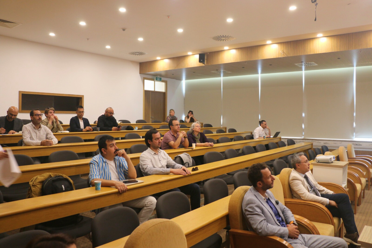 Teknopark İzmir Genel Müdürü Dr. Sinan YILMAZ Üniversitemizde Deneyimlerini Paylaştı